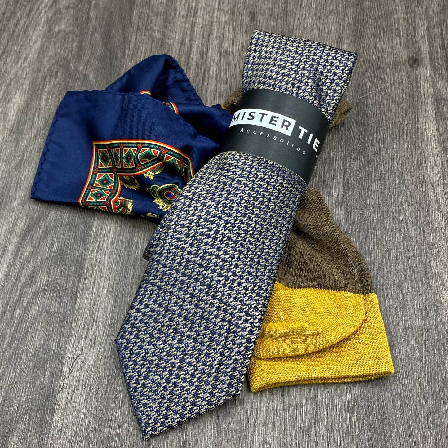 Combo Cravate Chaussette + Pochette
