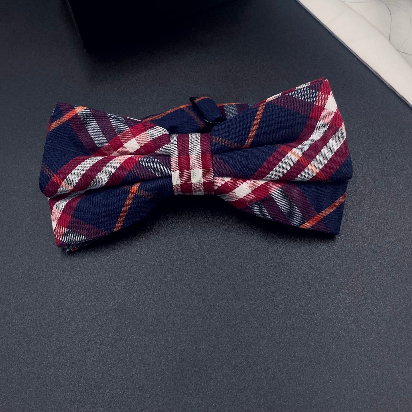 Noeud papillion Bordeau à motif