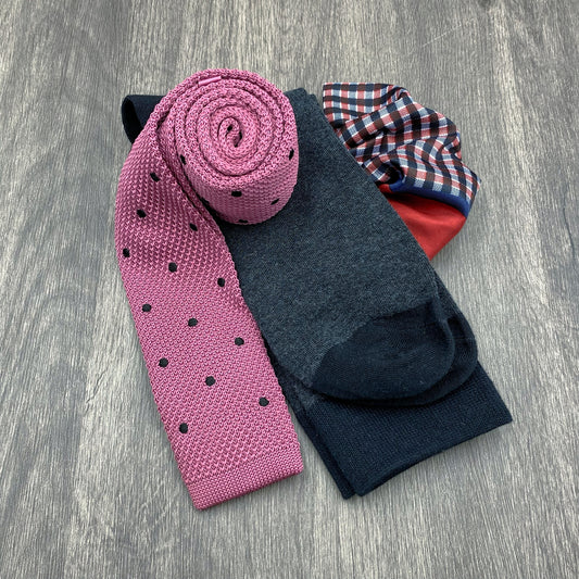 Combinaison Vieux Rose-Gris | cravate 7cm + Chaussettes fil écossais+ pochette